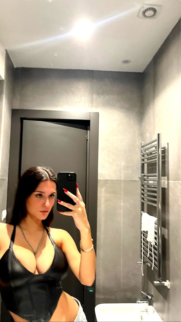 greta.m_ instagram image archive image