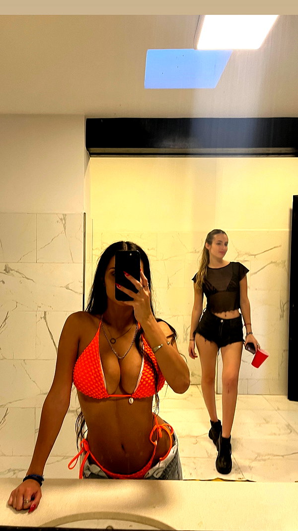 greta.m_ instagram image archive image