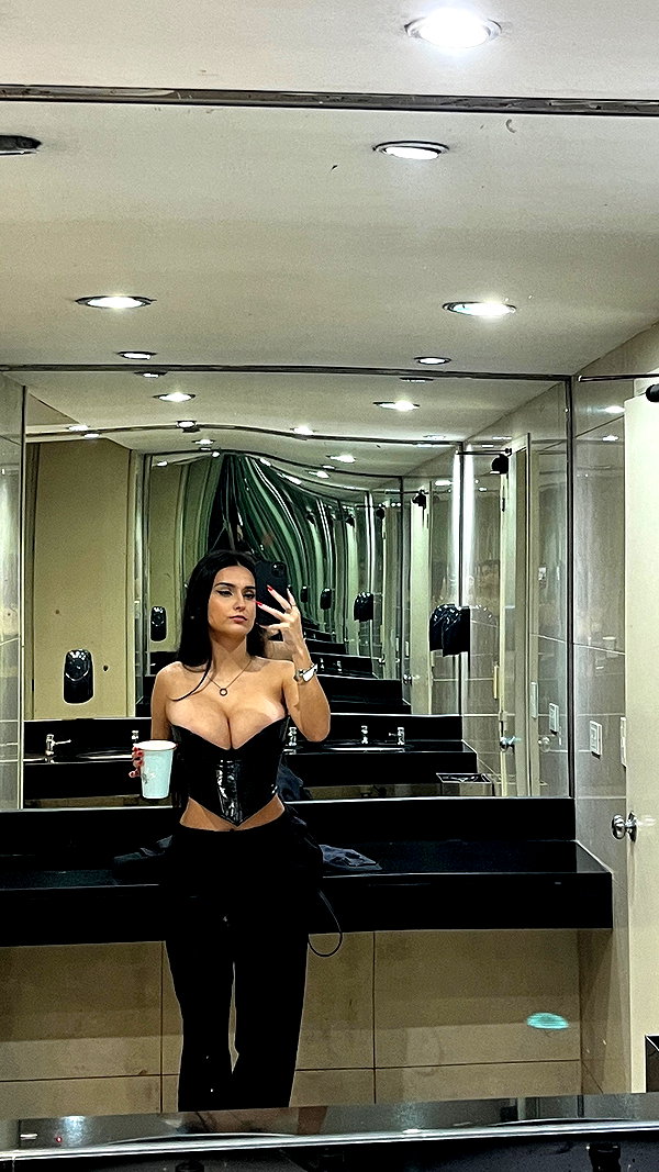 greta.m_ instagram image archive image