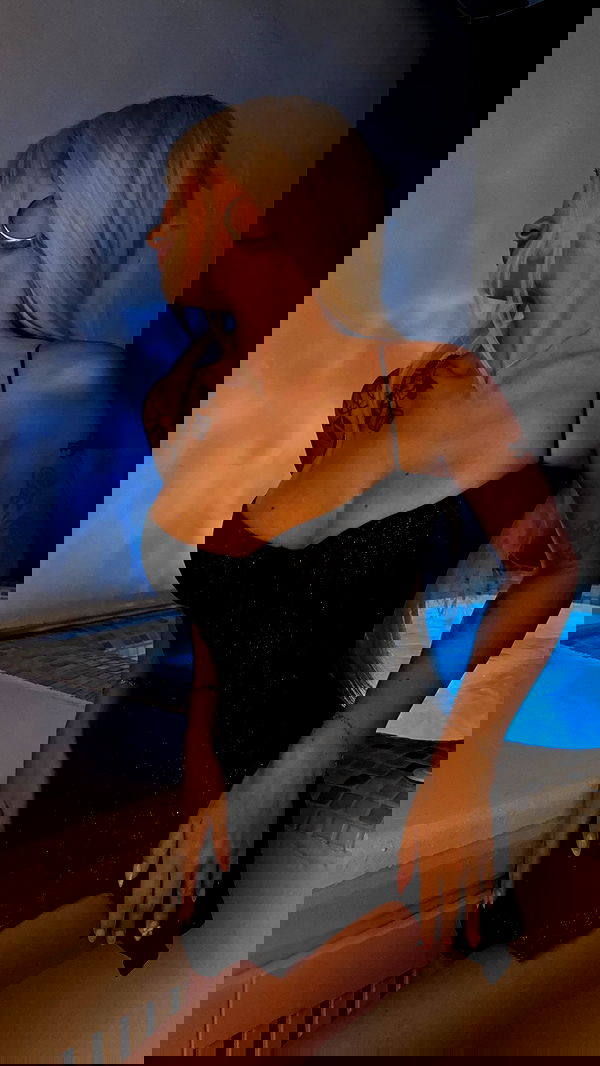 gwendolynceline image ~ Altpins