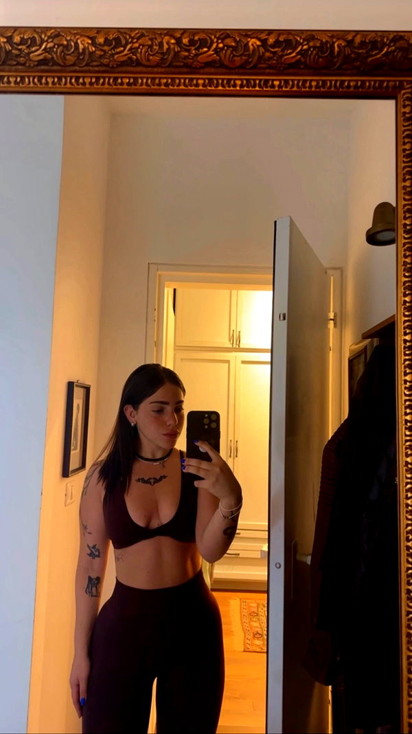 hagarschubert instagram image archive image