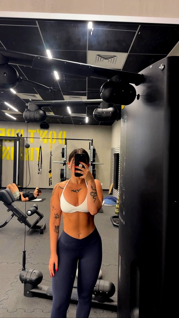 hagarschubert instagram image archive image