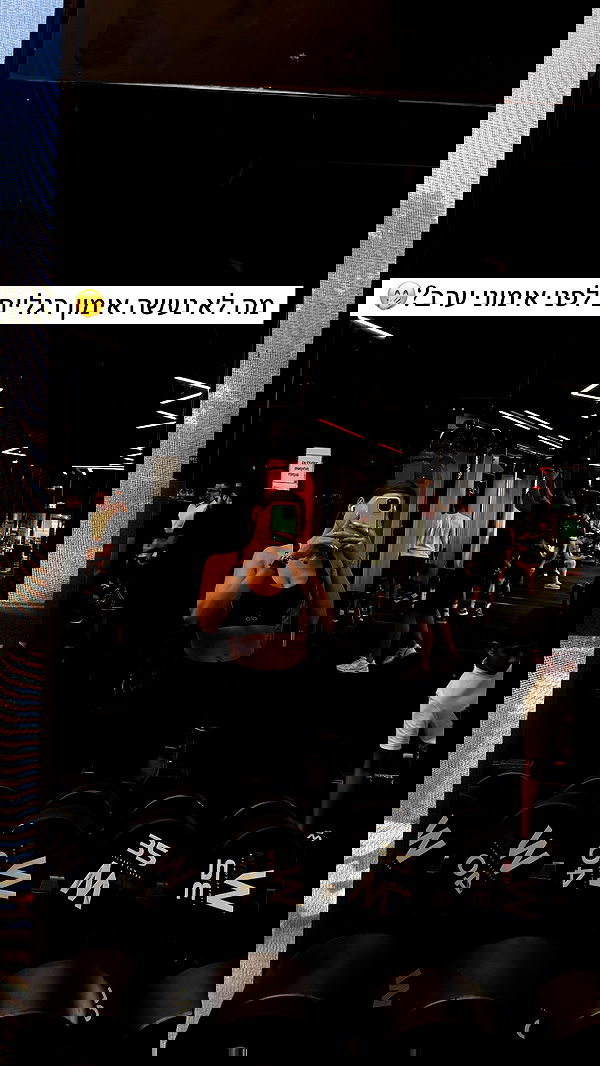 holllly.molly holllly.molly archive image