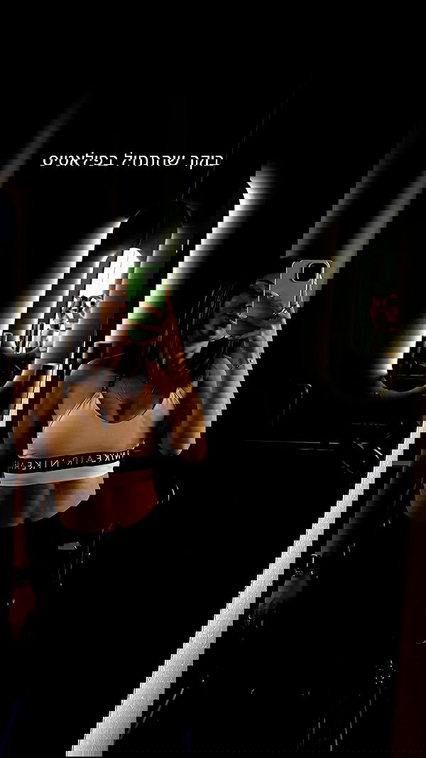 holllly.molly holllly.molly archive image