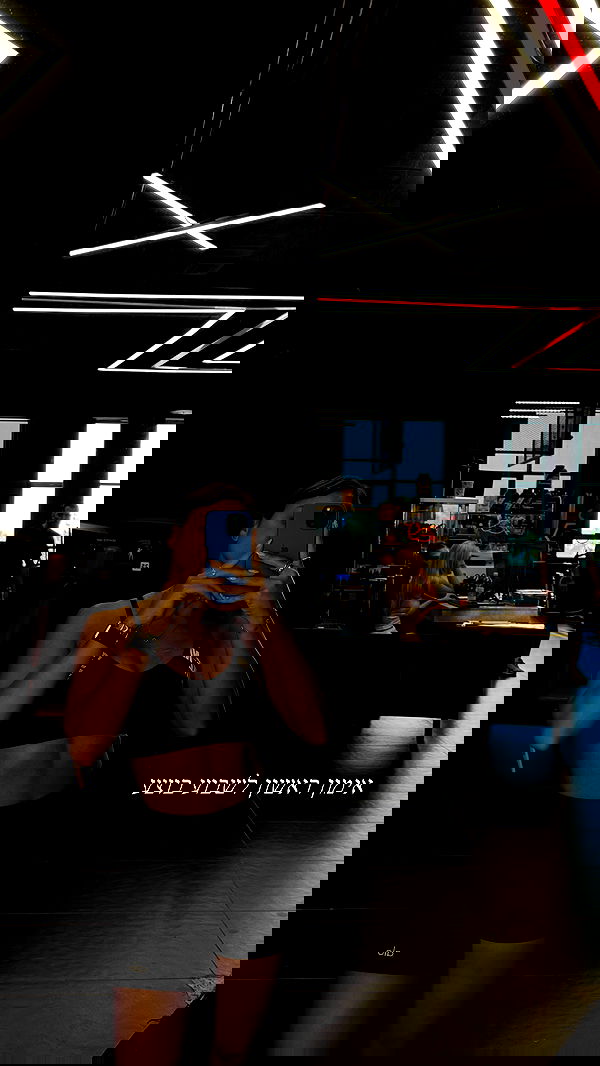 holllly.molly holllly.molly archive image