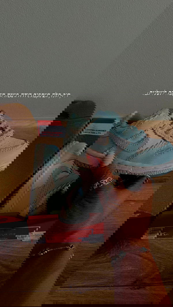 holllly.molly holllly.molly archive image