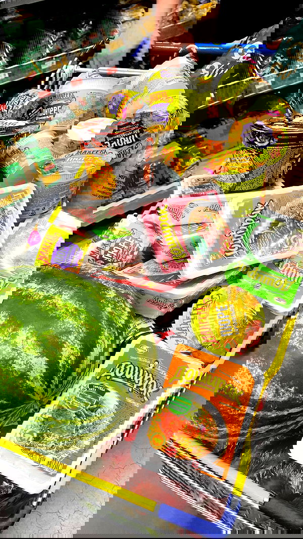 howeversnowy howeversnowy archive image