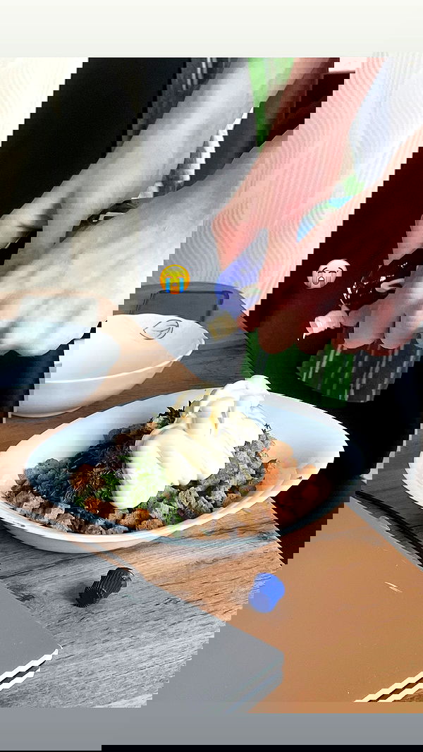 howeversnowy howeversnowy archive image