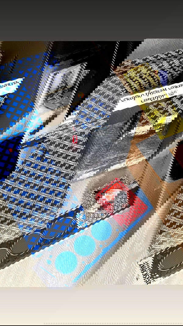 howeversnowy howeversnowy archive image