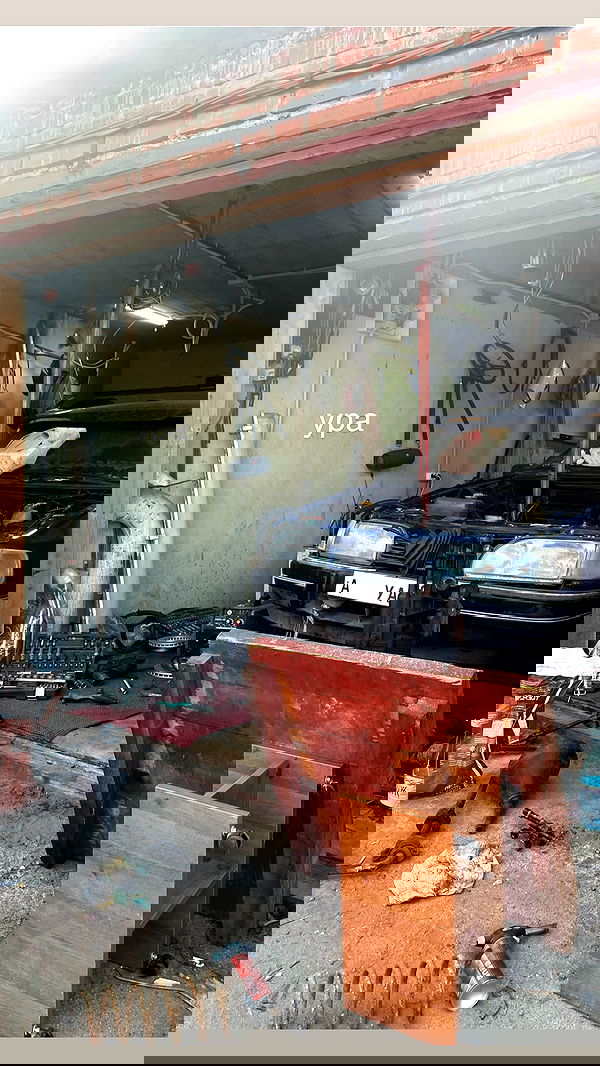 howeversnowy howeversnowy archive image