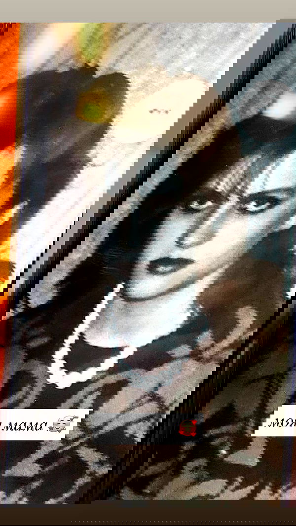 howeversnowy howeversnowy archive image