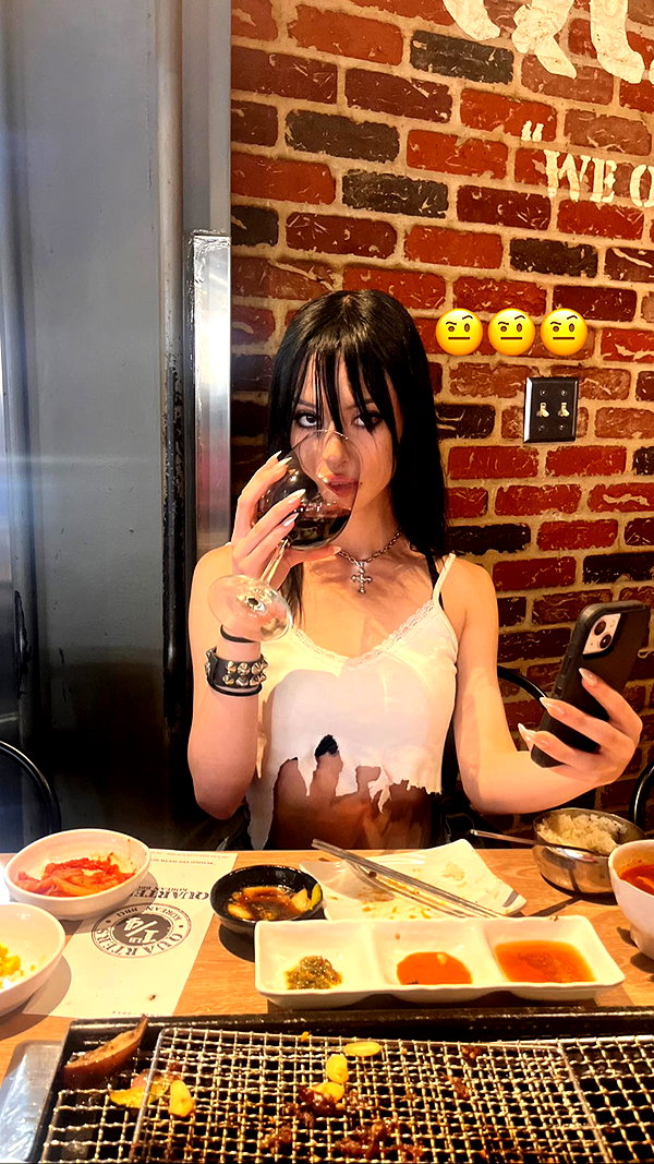 ifkissescouldleavecuts instagram image archive image