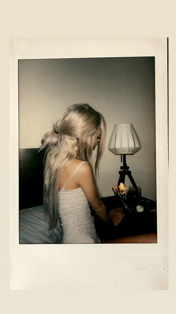 ifkissescouldleavecuts instagram image archive image