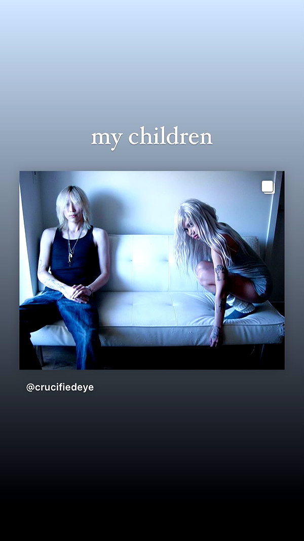 ifkissescouldleavecuts ifkissescouldleavecuts archive image