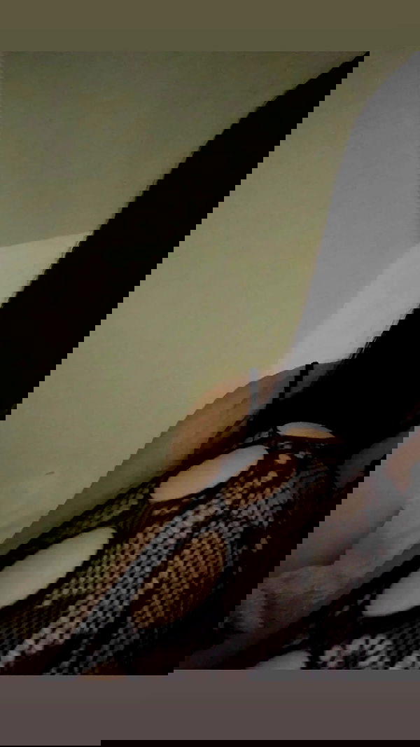 ilikesleepin_g image ~ Altpins