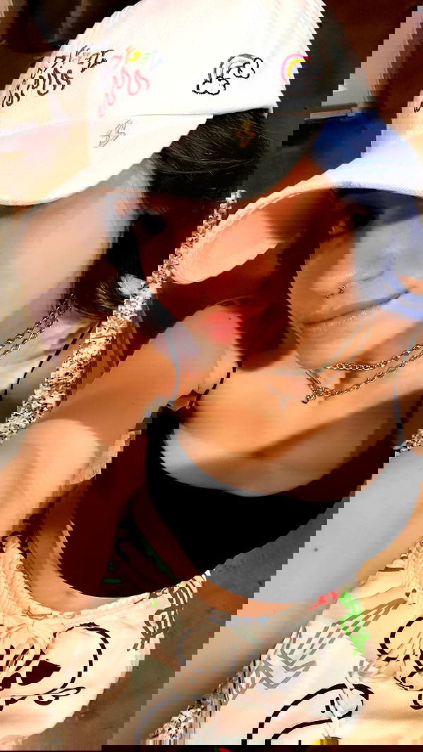 iluvmeww iluvmeww archive image