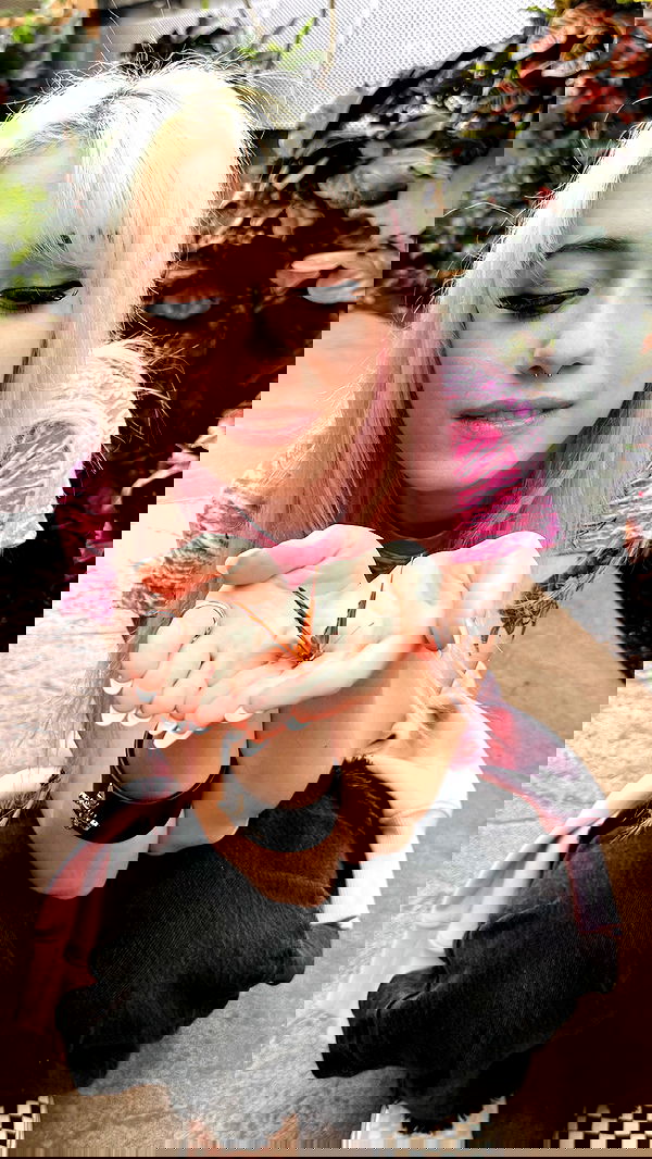 iluvmeww iluvmeww archive image