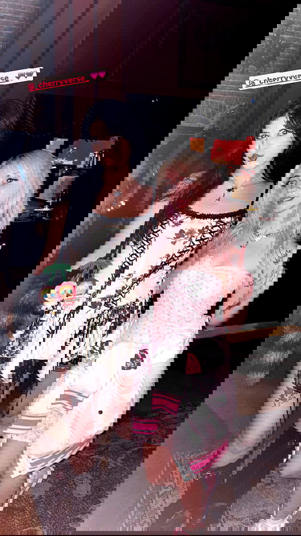 iluvmeww iluvmeww archive image