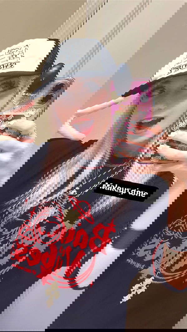 iluvmeww iluvmeww archive image