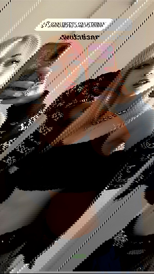 iluvmeww iluvmeww archive image