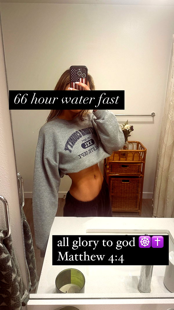 invaderzoe3 instagram image archive image