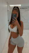 isabellavibesonly Altpins Profile Picture