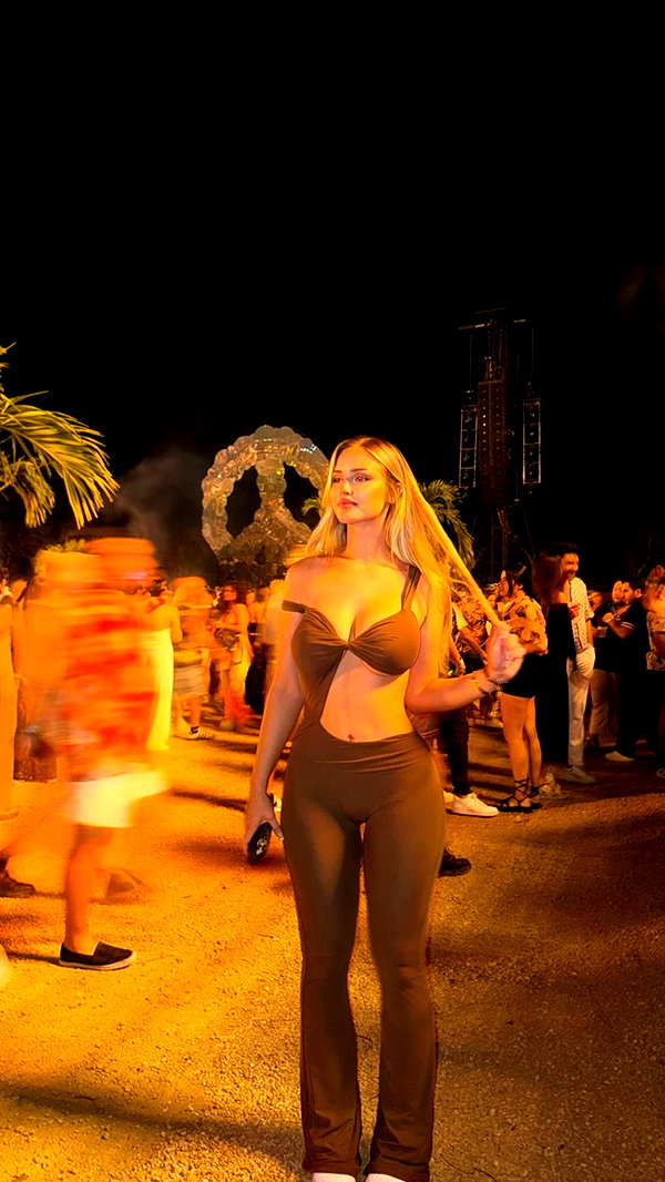 itsbabytana itsbabytana archive image