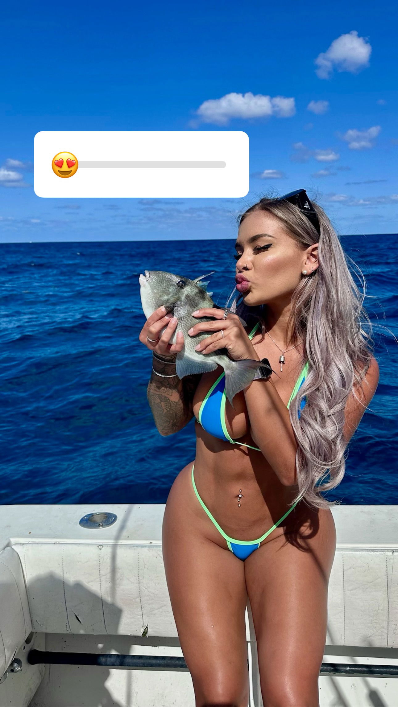 itshayleydavies instagram image archive image