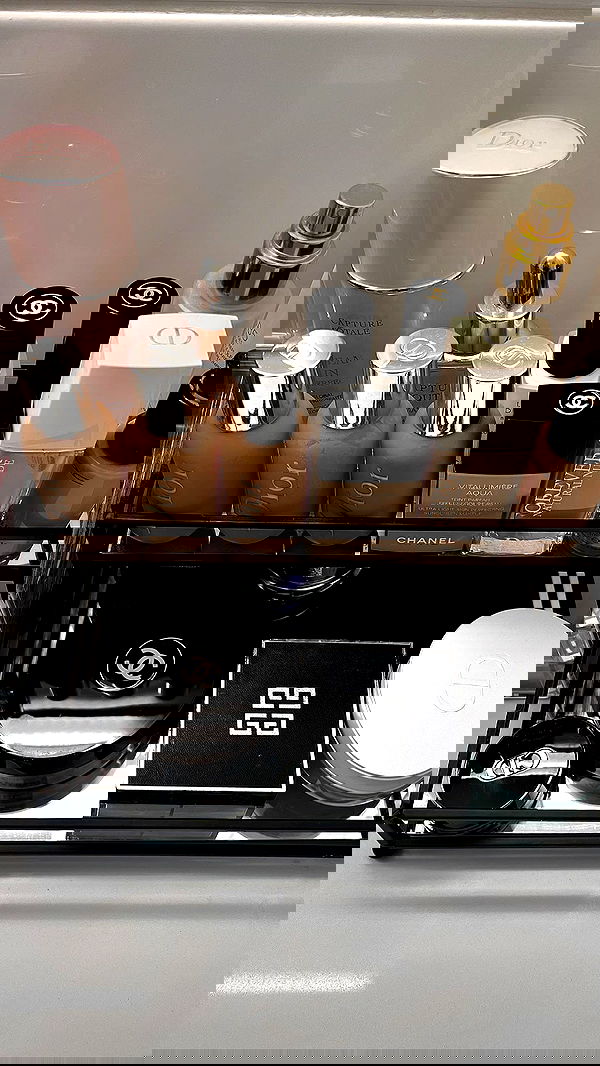 itsilanosh itsilanosh archive image