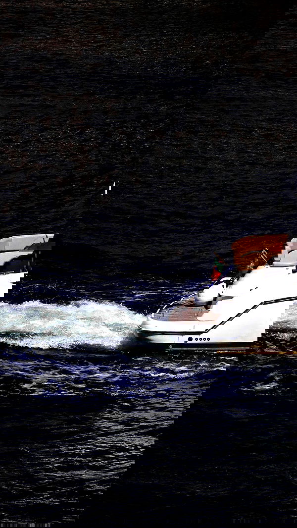 itsilanosh itsilanosh archive image