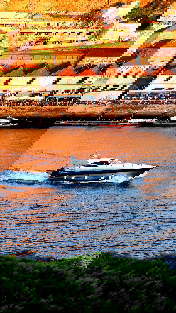 itsilanosh itsilanosh archive image