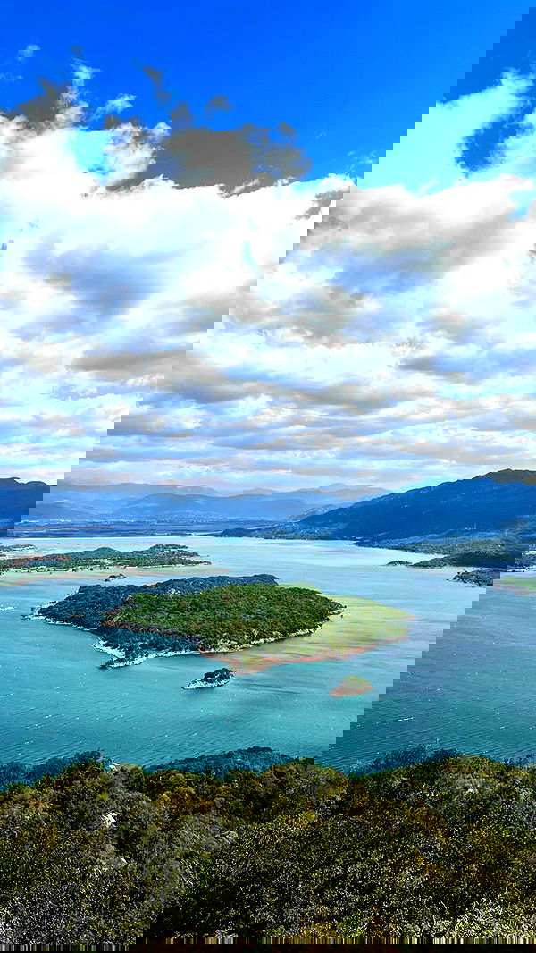 itsilanosh itsilanosh archive image