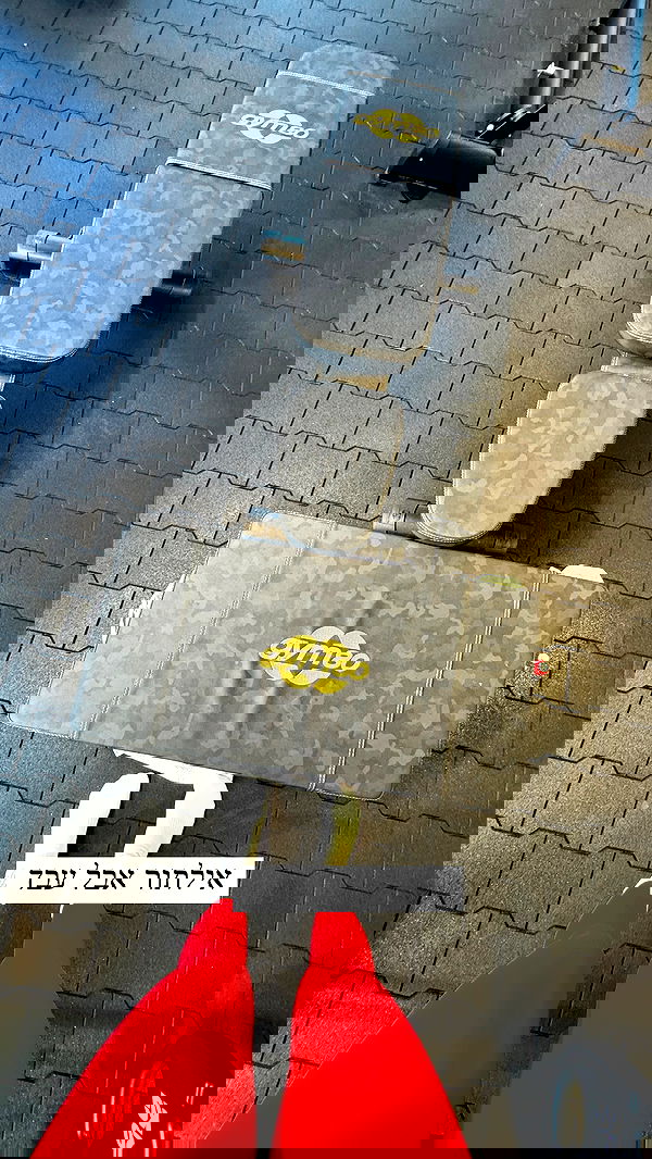 itsilanosh itsilanosh archive image