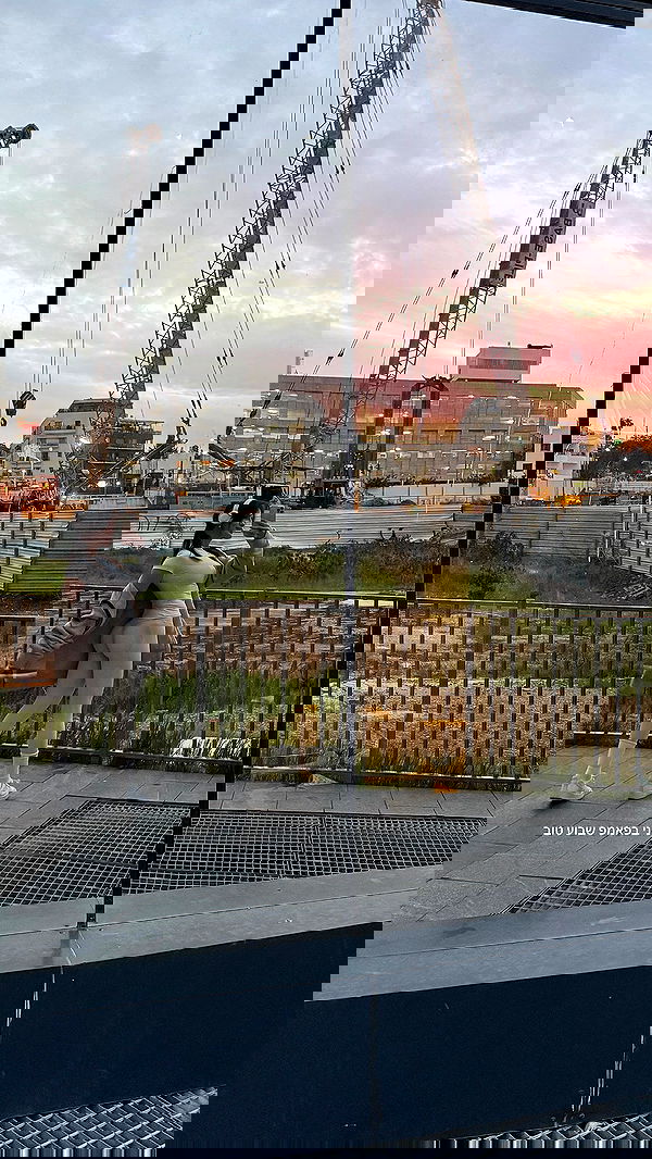 itsilanosh itsilanosh archive image