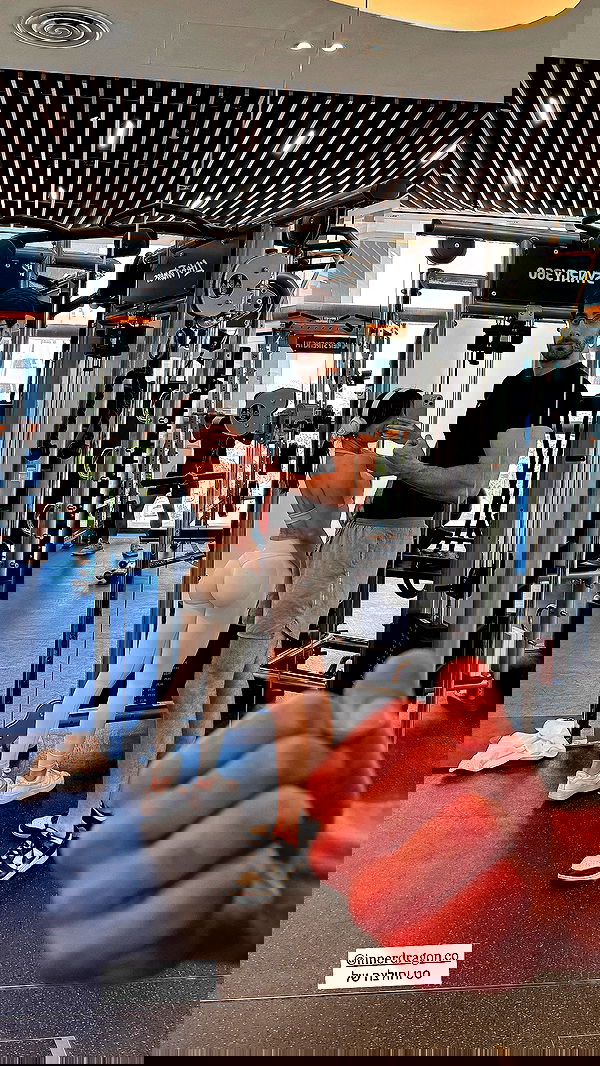 itsilanosh itsilanosh archive image