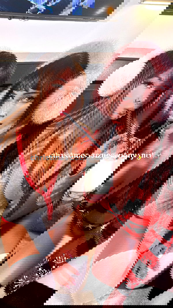 itsmiawaifuu image ~ Altpins