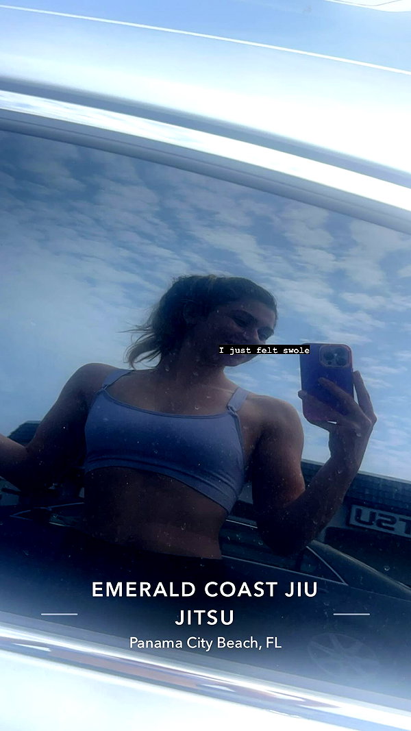 itsrebeka_19 instagram image archive image