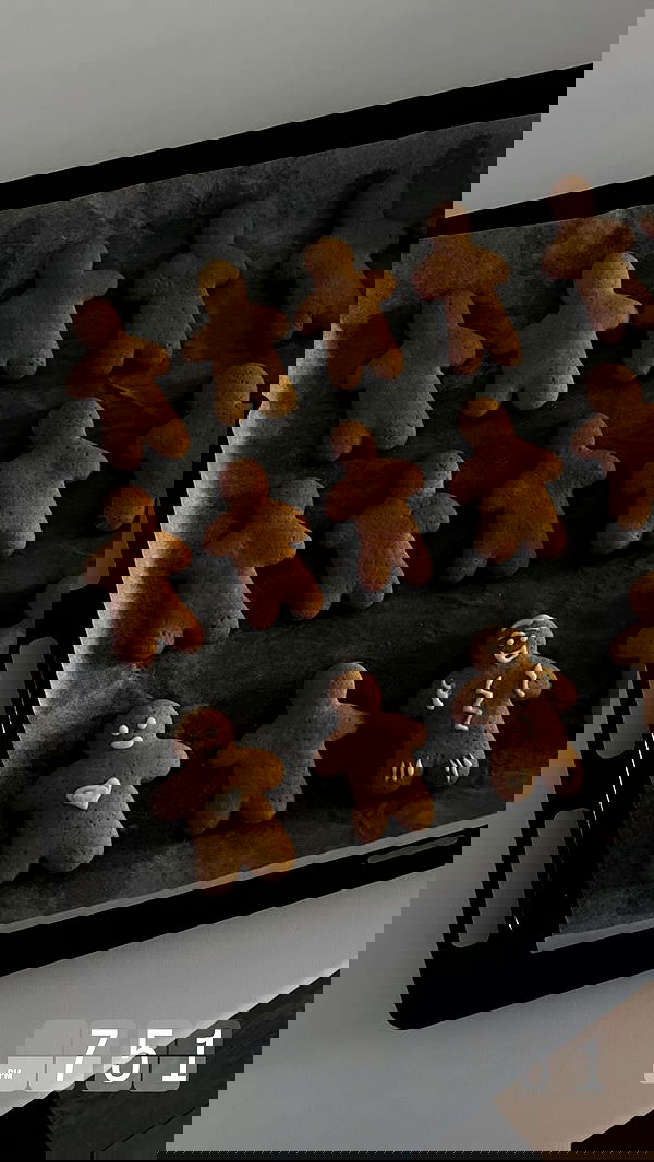 ivy.pavlova image ~ Altpins