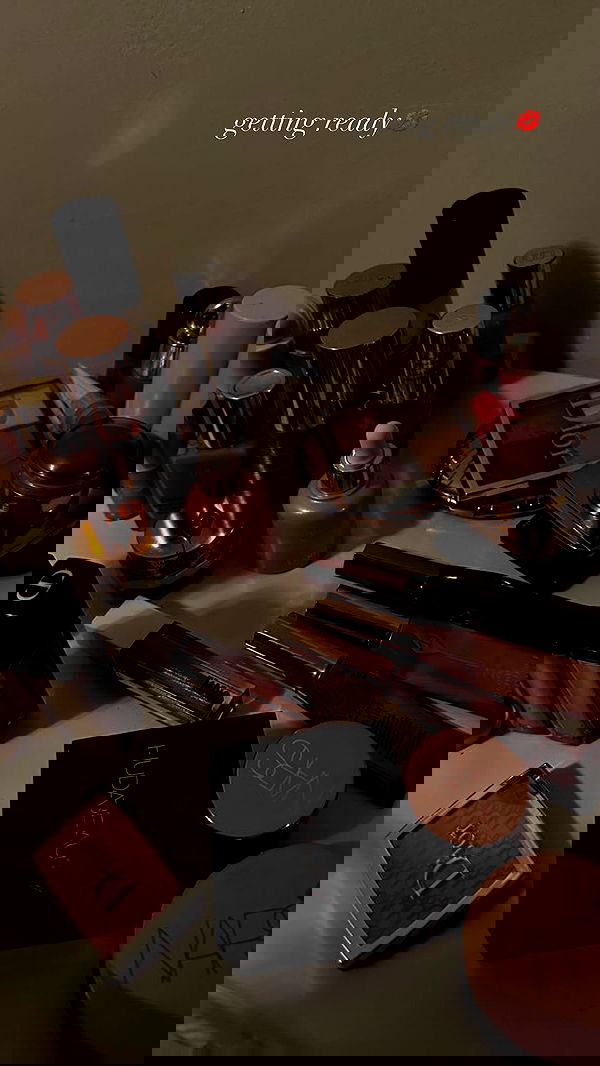 ivy.pavlova image ~ Altpins