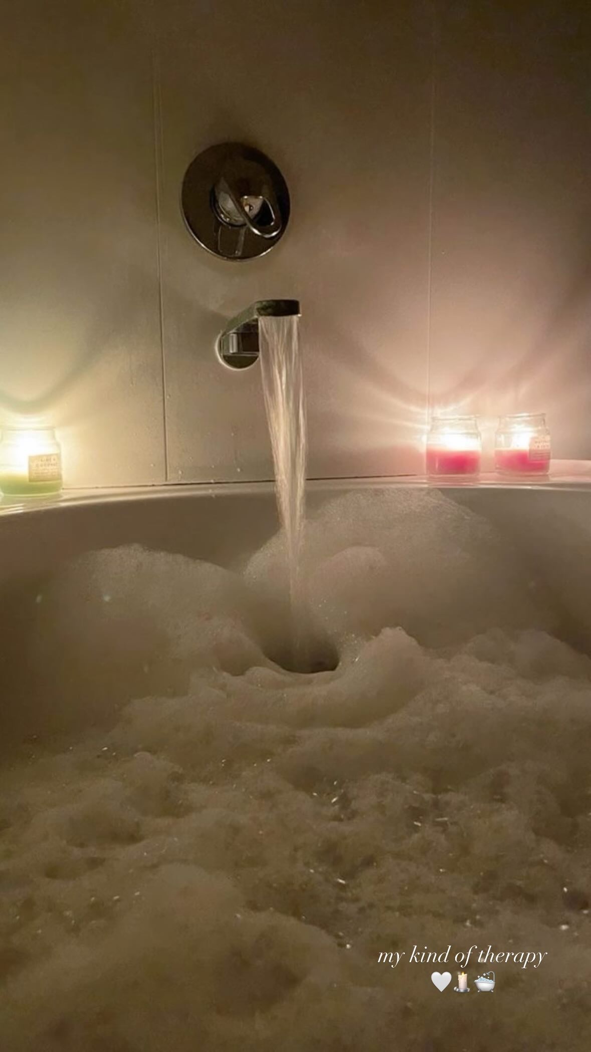 ivy.pavlova instagram image archive image