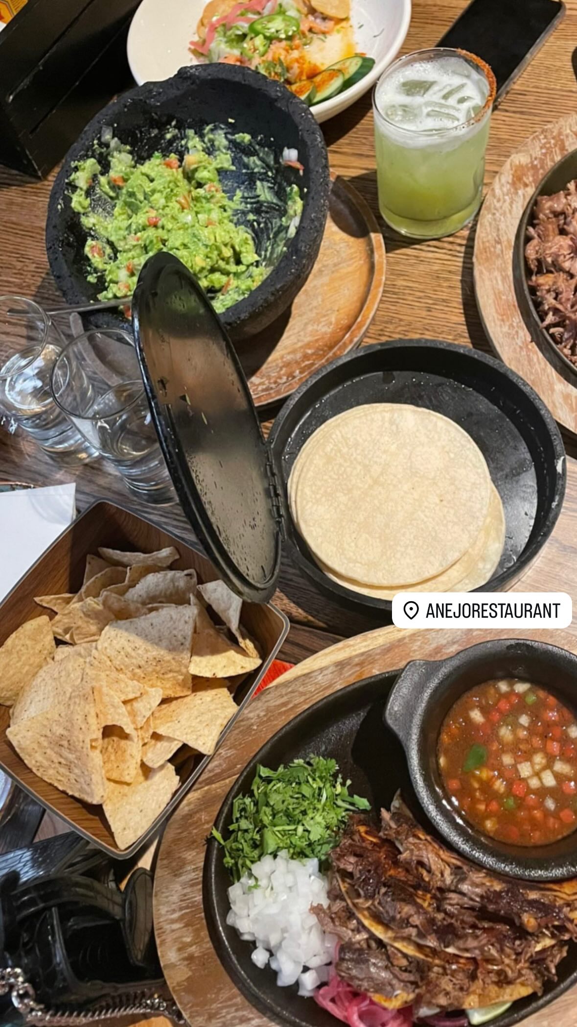 ivy.pavlova instagram image archive image