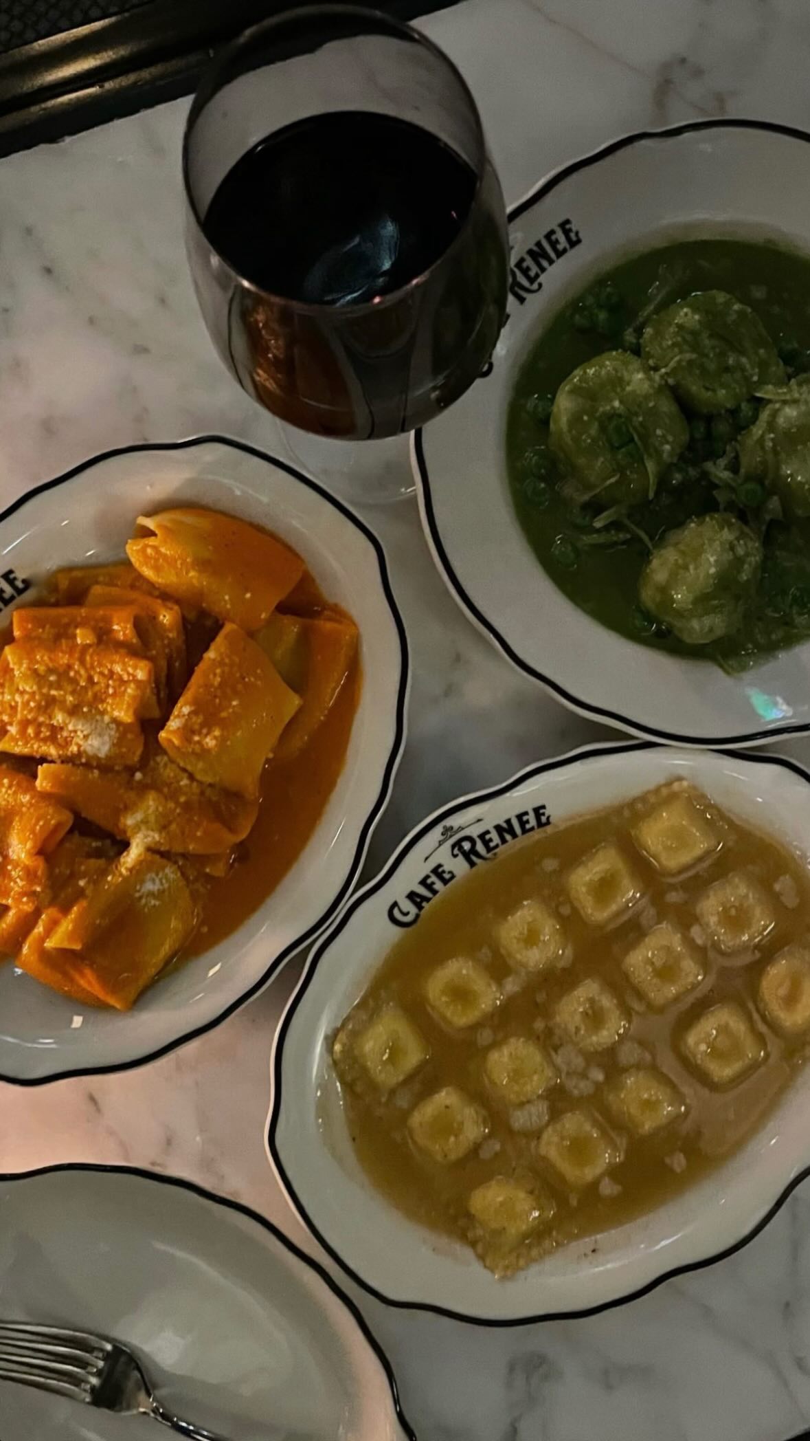 ivy.pavlova instagram image archive image