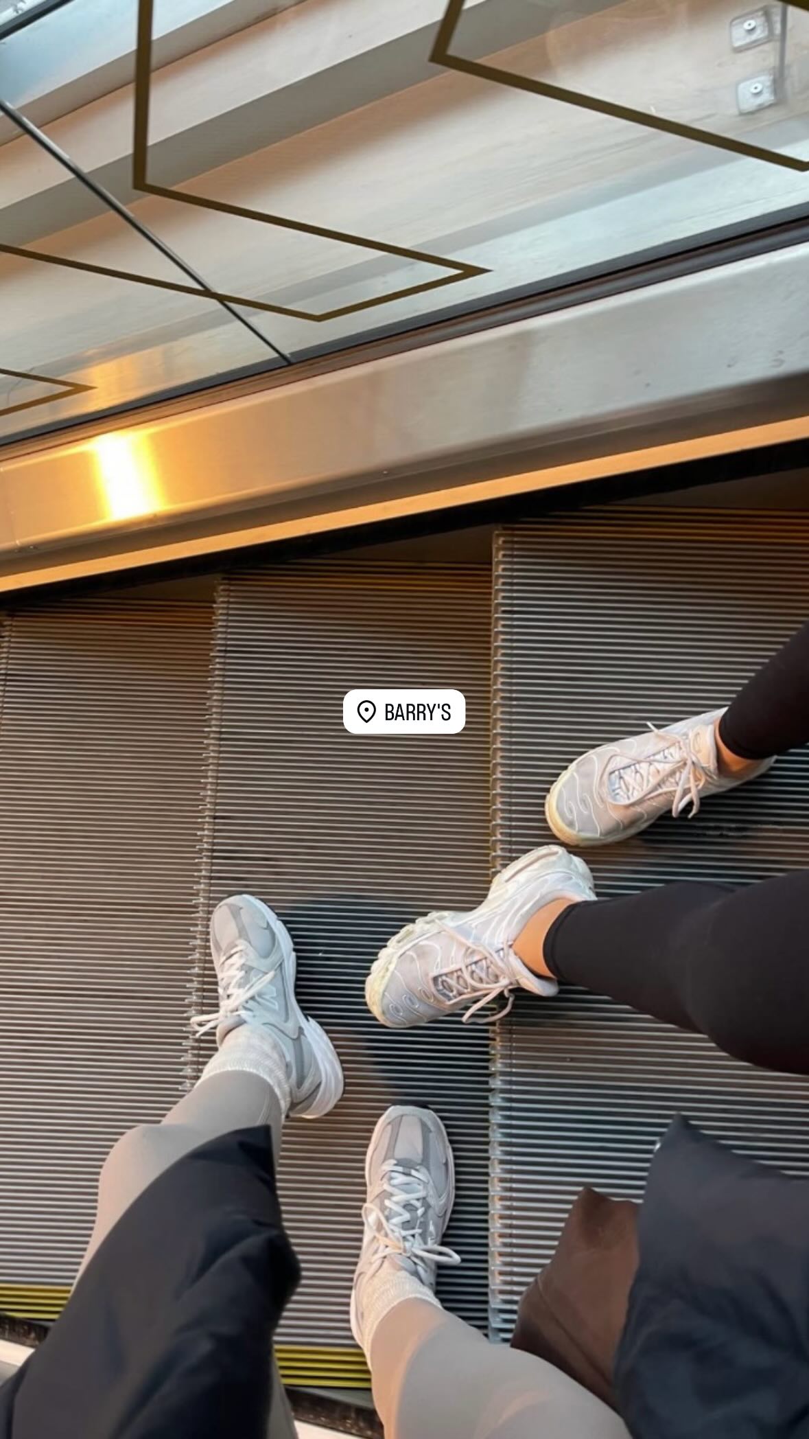 ivy.pavlova instagram image archive image