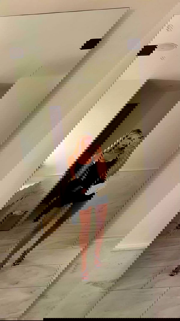 ivy.pavlova image ~ Altpins