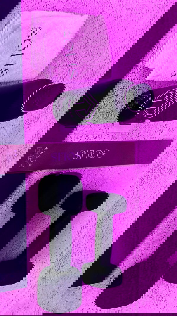 ivy.pavlova image ~ Altpins