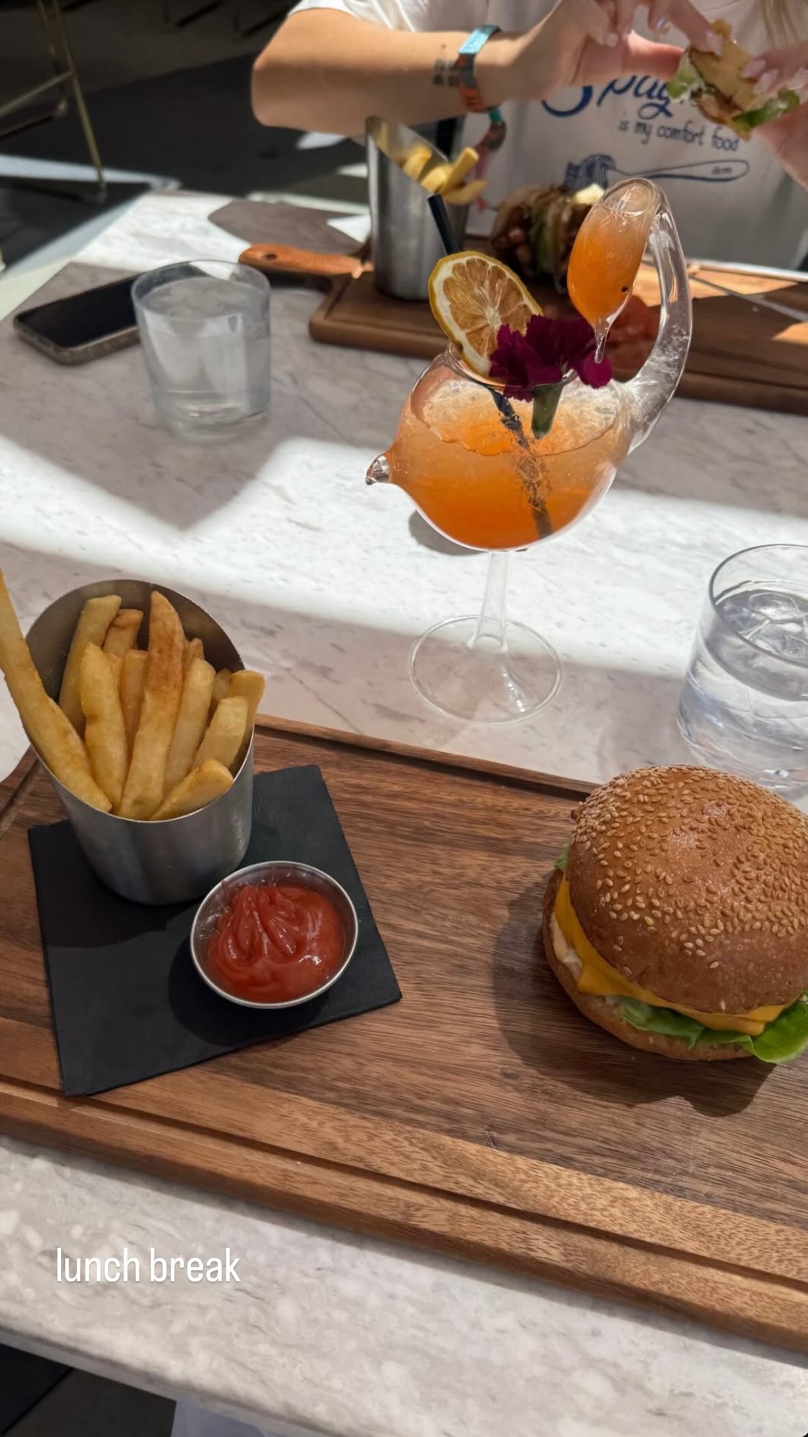 ivy.pavlova instagram image archive image