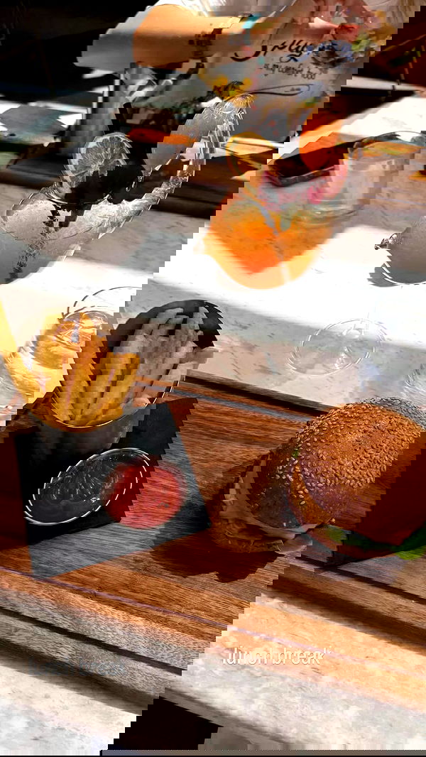 ivy.pavlova image ~ Altpins