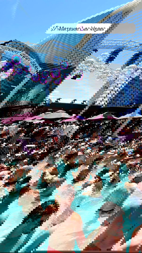 ivy.pavlova image ~ Altpins