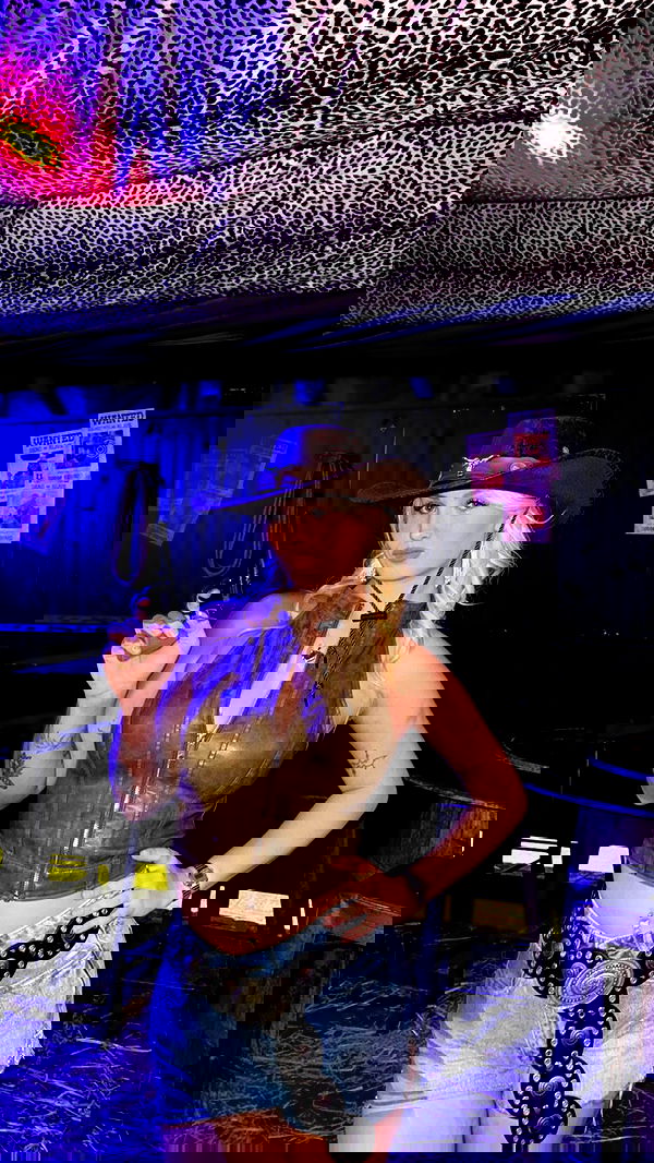 jaroslava_klavir jaroslava_klavir archive image