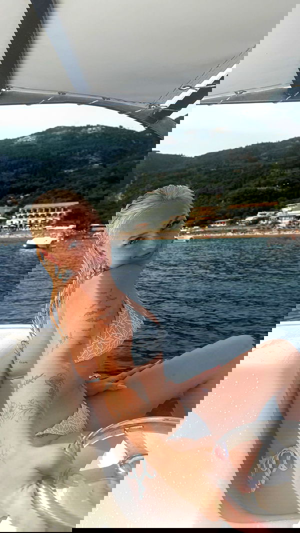 jaroslava_klavir jaroslava_klavir archive image